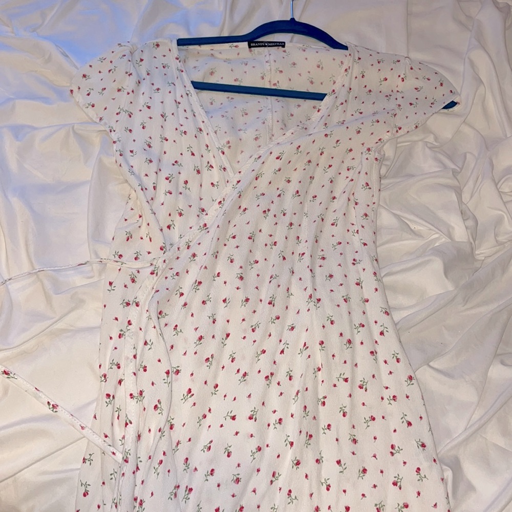 Brandy Robbie Dress in White Red Rose Floral